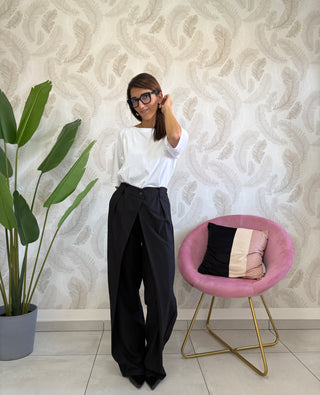 Pantalone allacciatura asimmetrica